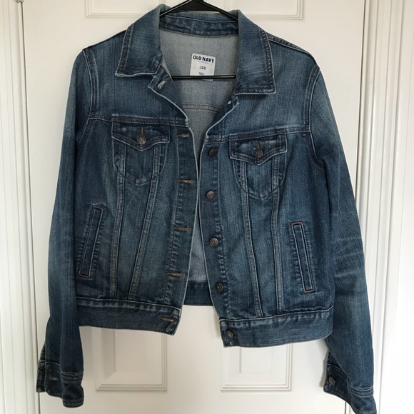 Jackets & Blazers - (Size L) Traditional Blue Jean Jacket